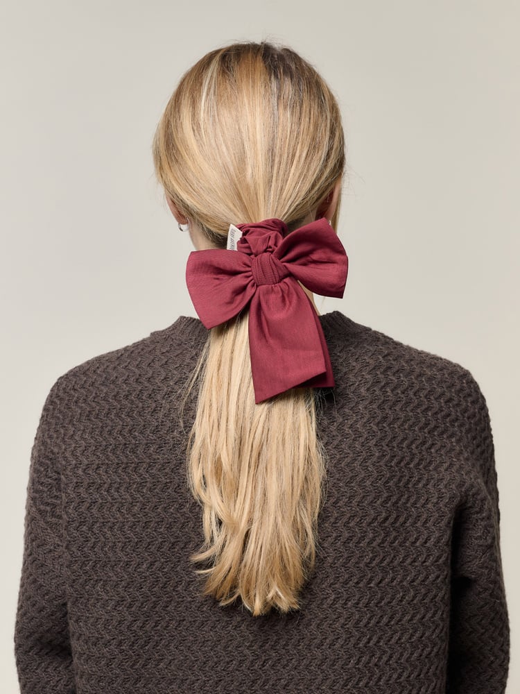 Go Slow Bow Scrunchie