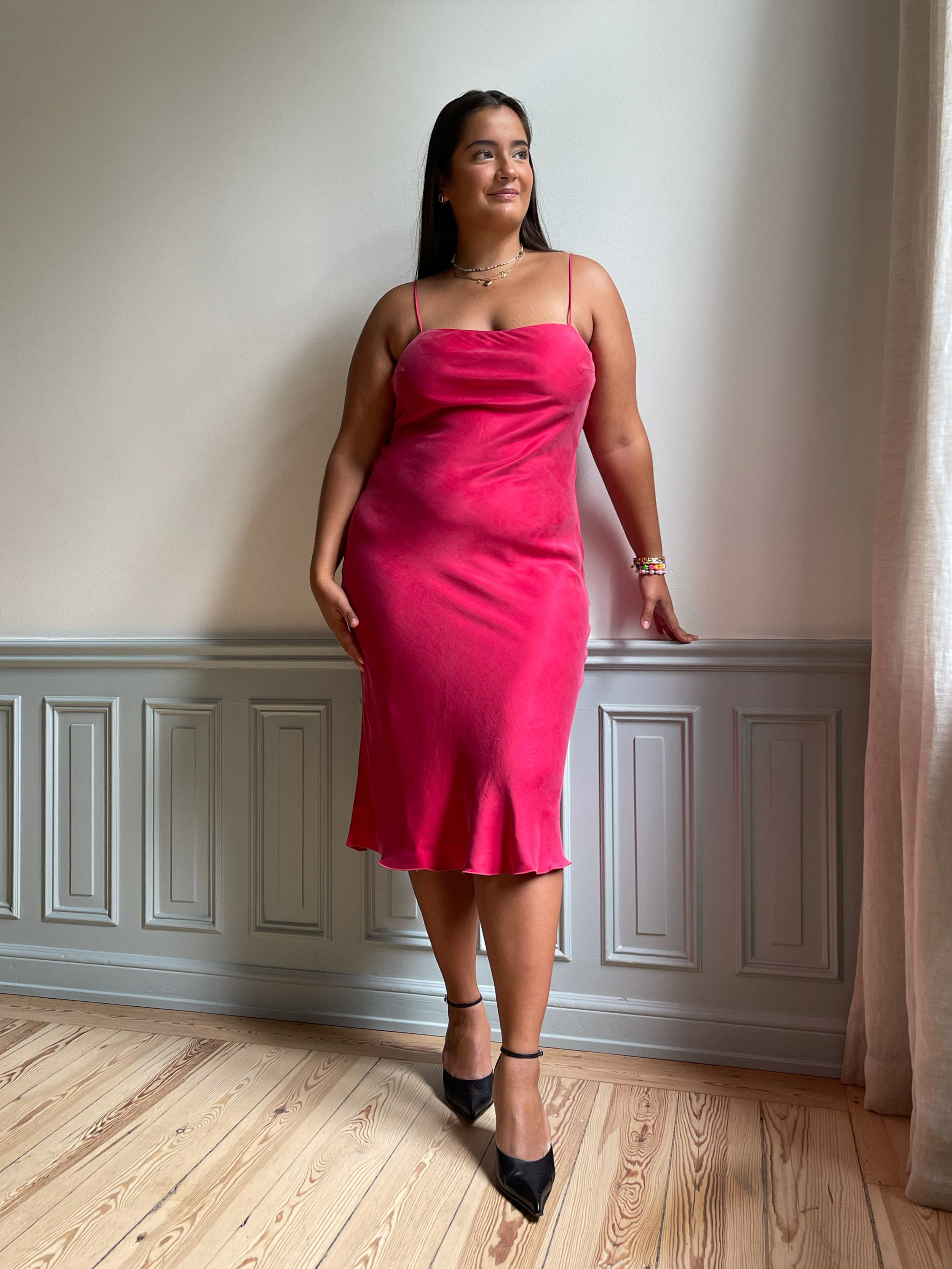 Djerf Avenue Dream Dress Midi Sunrise In Pink